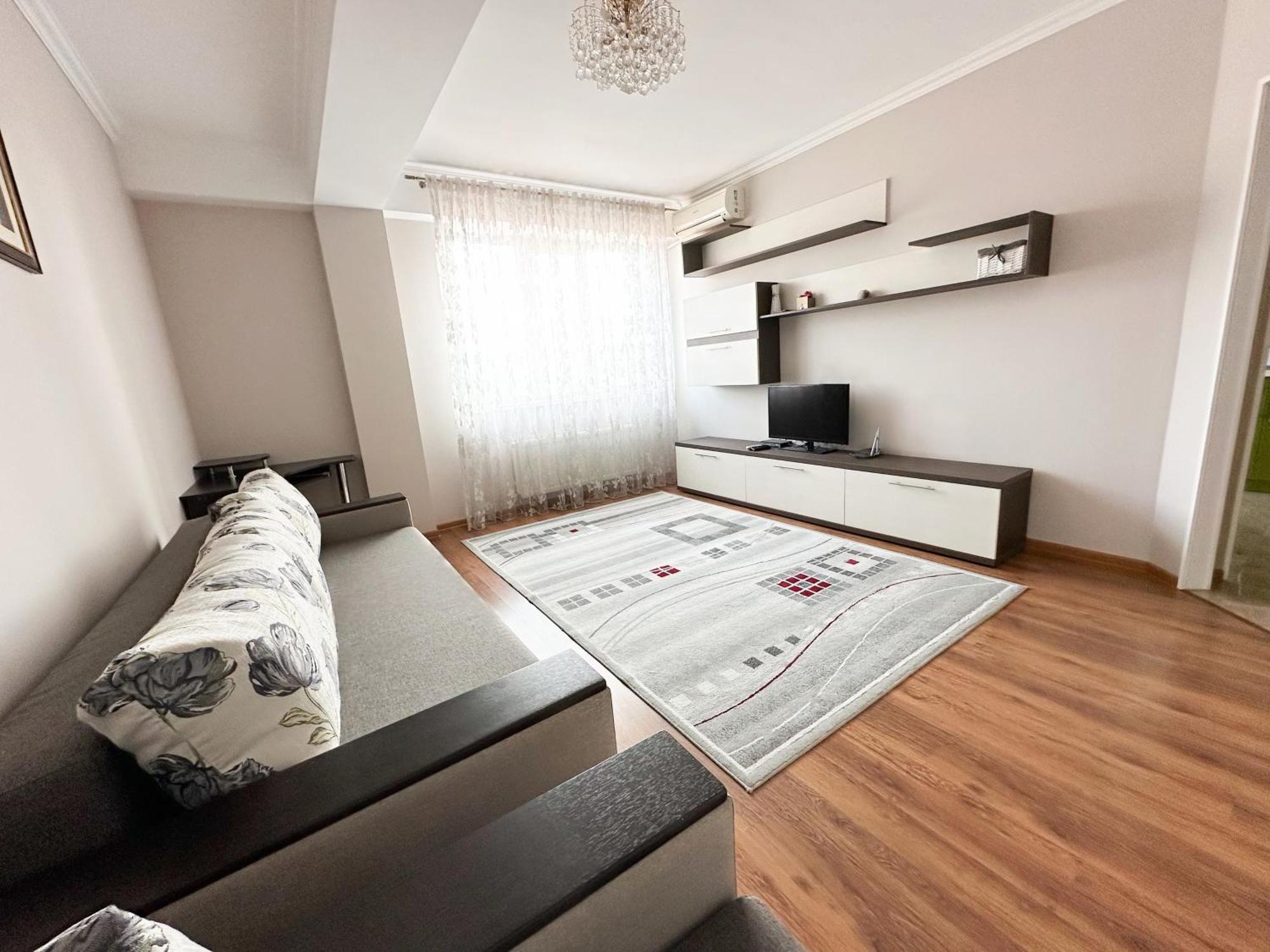 Bright & Quiet 2Room Apartment In City Center Chişinău Esterno foto